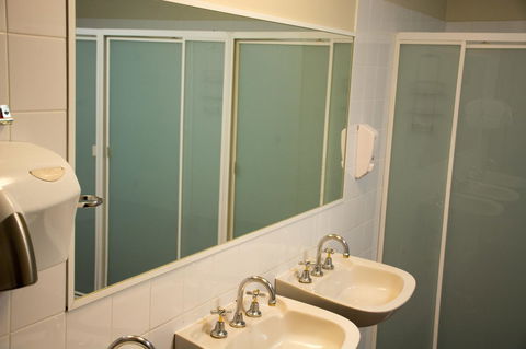 Siesta Sydney - Accommodation Gladstone 5