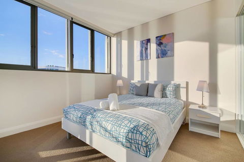 Stunning Sunset Water View 2BEDs On High Rises - Accommodation Gladstone 6