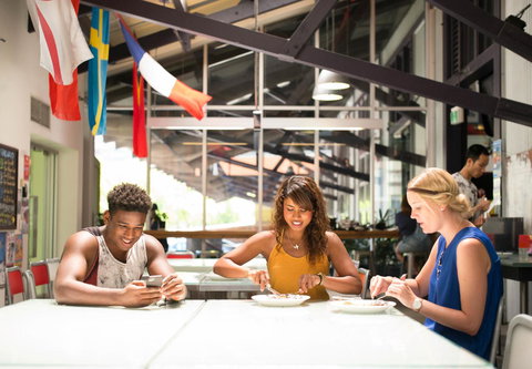 Railway Square YHA - Accommodation Gladstone 25