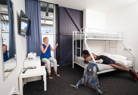 Railway Square YHA - Accommodation Gladstone 31