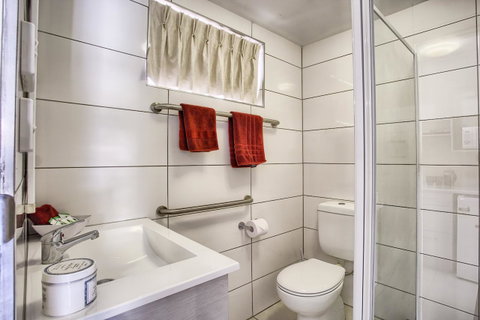 Hibiscus Motel - Accommodation Gladstone 34