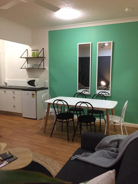 Hibiscus Motel - Accommodation Gladstone 18