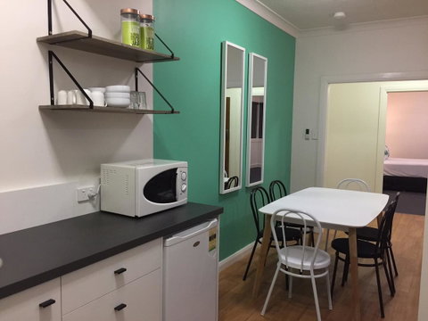 Hibiscus Motel - Accommodation Gladstone 19