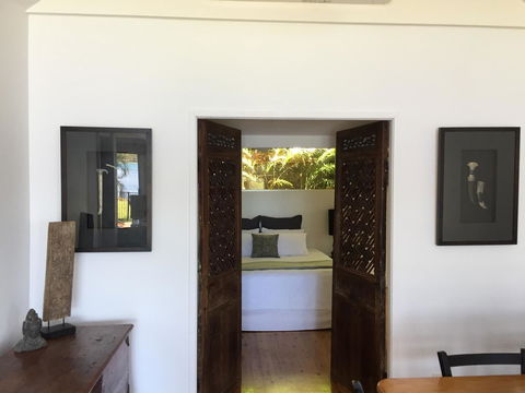 Swan Bay Hideaway - Accommodation Gladstone 14