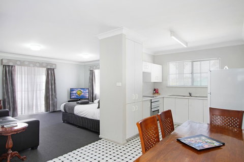 Quality Inn Ashby House Tamworth - Accommodation Gladstone 7