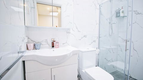 Cozy 5 Bed House In Sydney - Accommodation Gladstone 22