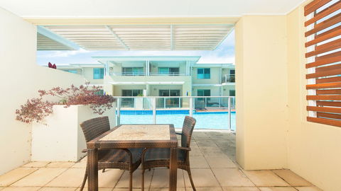 Pacific Blue, Salamander Bay - Accommodation Gladstone 4