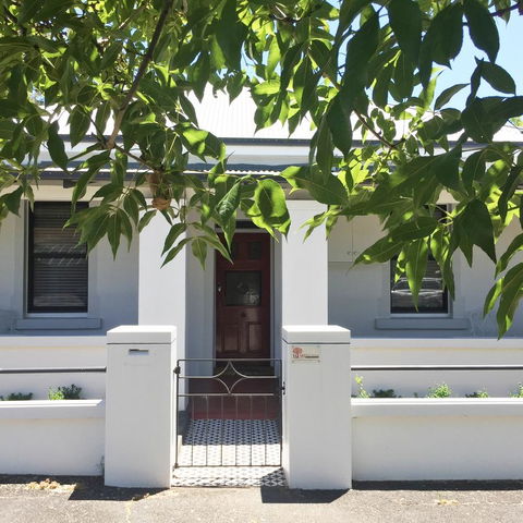 99 Hill Street Apartments - Accommodation Gladstone 19