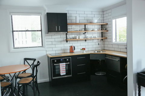 99 Hill Street Apartments - Accommodation Gladstone 22