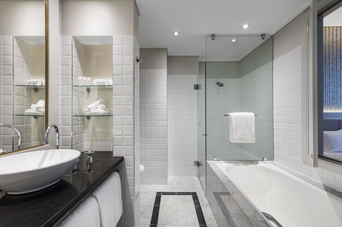 Radisson Blu Plaza Hotel Sydney - Accommodation Gladstone 27