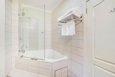 Prince Of Wales Hotel - Accommodation Gladstone 18