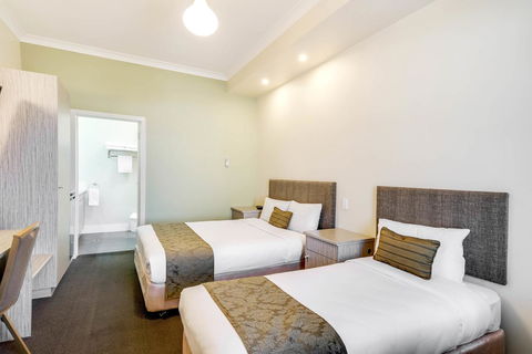 Prince Of Wales Hotel - Accommodation Gladstone 30