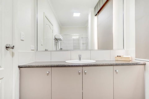 Prince Of Wales Hotel - Accommodation Gladstone 39