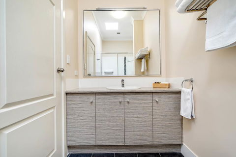 Prince Of Wales Hotel - Accommodation Gladstone 31