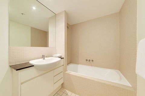 Wyndel Apartments - Apex North Sydney - Accommodation Gladstone 9