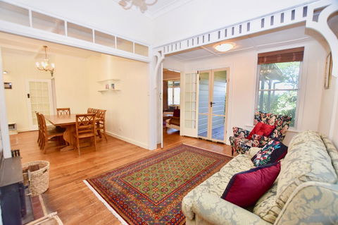 Dangal Gardens - Accommodation Gladstone 11