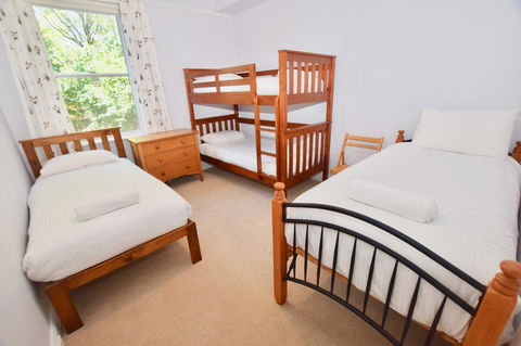 Dangal Gardens - Accommodation Gladstone 18