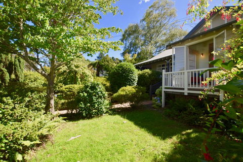 Dangal Gardens - Accommodation Gladstone 23