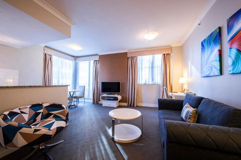 Seasons Harbour Plaza - Accommodation Gladstone 29