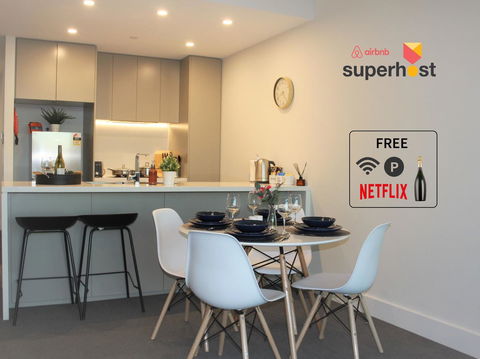 Stunning Views Sydney Olympic Park - Accommodation Gladstone 0