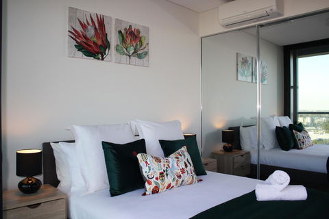 Stunning Views Sydney Olympic Park - Accommodation Gladstone 20