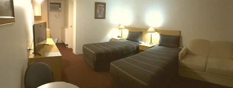 Cooma Motor Lodge Motel - Accommodation Gladstone 1