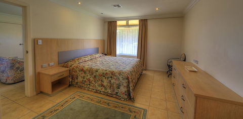 Cooma Motor Lodge Motel - Accommodation Gladstone 26