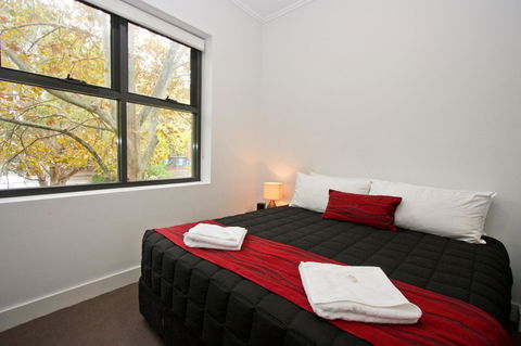 The Star Apartments - Accommodation Gladstone 16