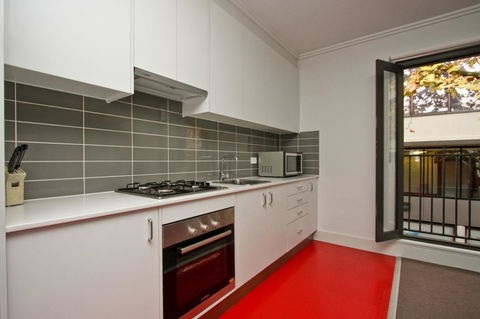 The Star Apartments - Accommodation Gladstone 9