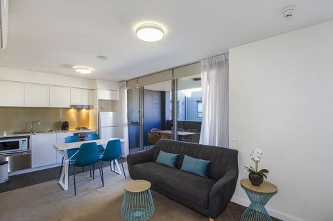 Terminus Apartment Hotel, Ascend Hotel Collection - Accommodation Gladstone 25
