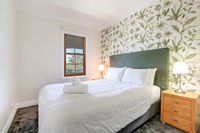 Bellevue Accommodation