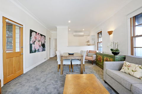 Bellevue Accommodation - Accommodation Gladstone 12