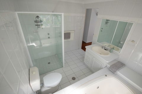 Urunga Riverview - Accommodation Gladstone 3