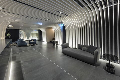 SKYE Suites Sydney - Accommodation Gladstone 13
