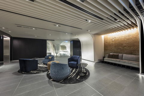 SKYE Suites Sydney - Accommodation Gladstone 12
