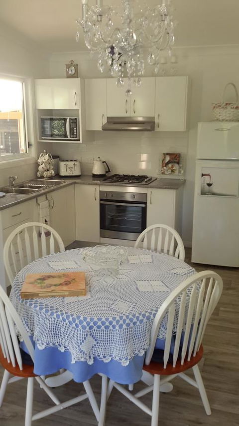 The Best Exotic Magnolia Cottage - Accommodation Gladstone 25