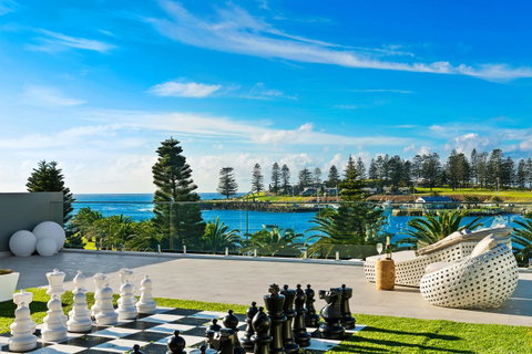 Belle Vue- Penthouse At Black Beach - Accommodation Gladstone 0