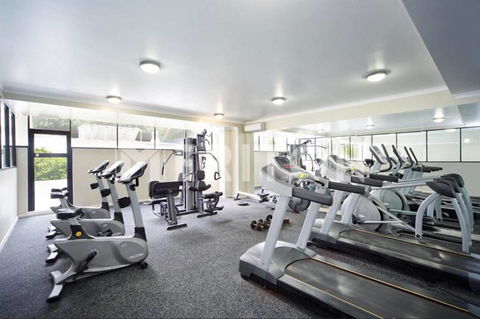 Specious Apartment With 2 Large Bedrooms - Accommodation Gladstone 5