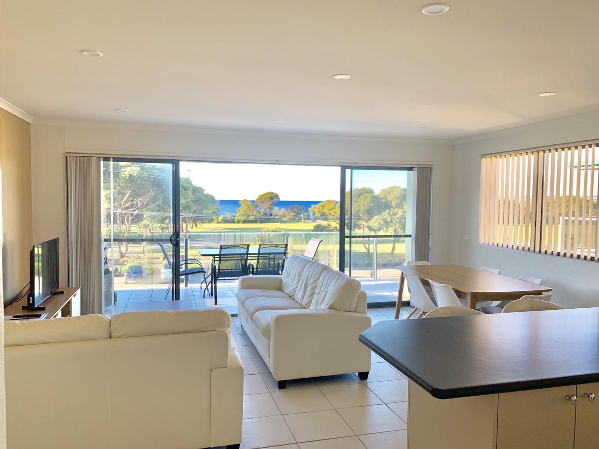 Merimbula NSW Accommodation Gladstone