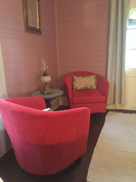Arcadia - The Barn Cottage & Rosehill Cottage - Accommodation Gladstone 16