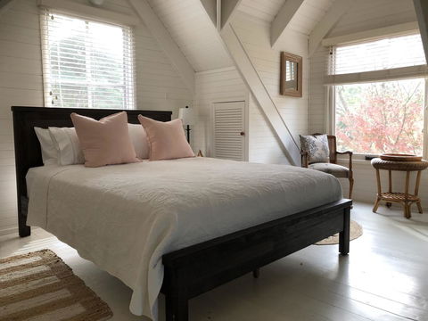 Arcadia - The Barn Cottage & Rosehill Cottage - Accommodation Gladstone 6
