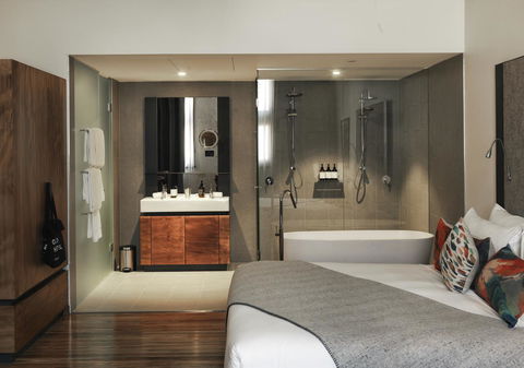 The Old Clare Hotel, Independent Collection By EVT - Accommodation Gladstone 28