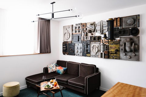 The Old Clare Hotel, Independent Collection By EVT - Accommodation Gladstone 19