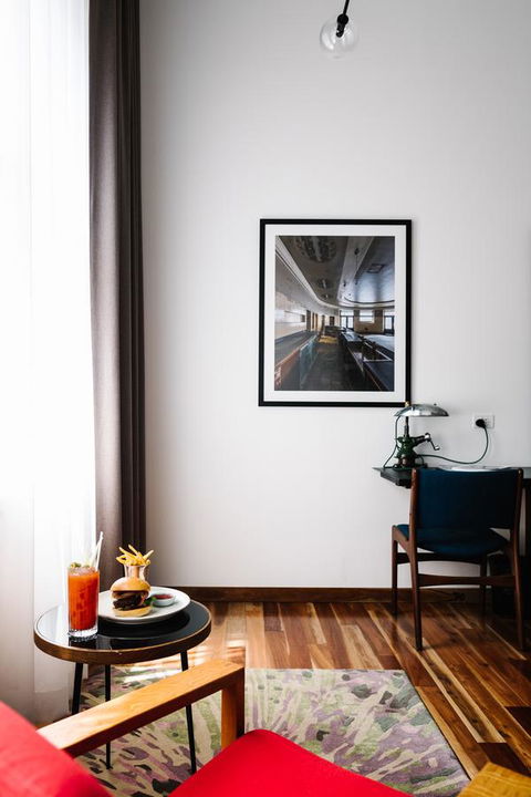 The Old Clare Hotel, Independent Collection By EVT - Accommodation Gladstone 10