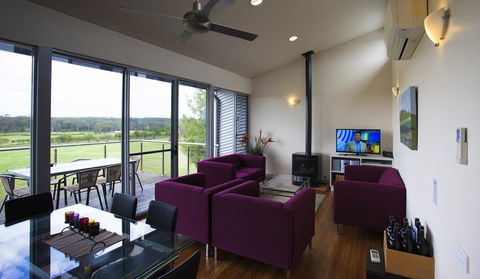 Adina Vineyard - Accommodation Gladstone 16
