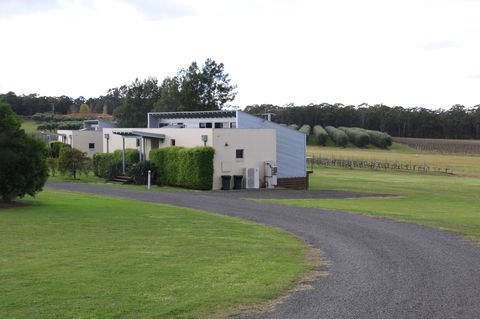 Adina Vineyard - Accommodation Gladstone 18