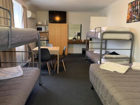 Hunter Valley Motel - Accommodation Gladstone 1