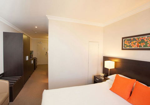 Wine Country Motor Inn - Accommodation Gladstone 31