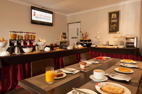 Wine Country Motor Inn - Accommodation Gladstone 8