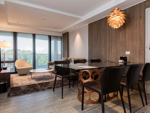 The Branksome Hotel & Residences - Accommodation Gladstone 4